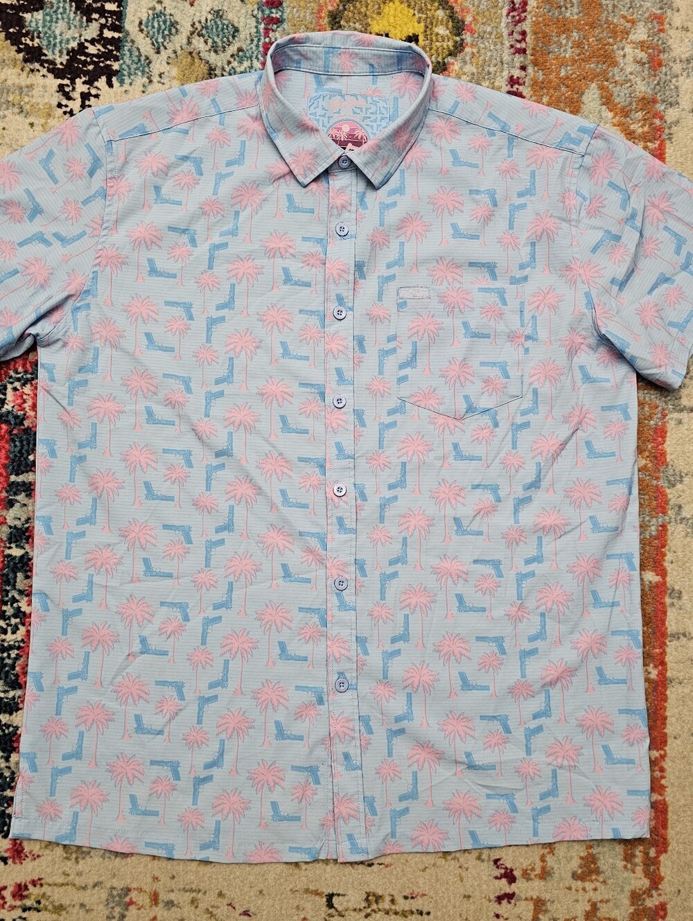 Retro Rifle Shirt Mens XL Rising Palm All Over Print Button Up Short Sleeve Fun